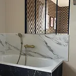 La Poterne L D'hotes A 4* Épernay
