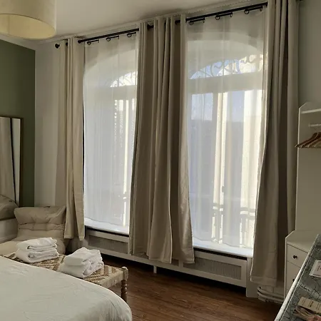 Frühstückspension La Poterne L D'hotes A