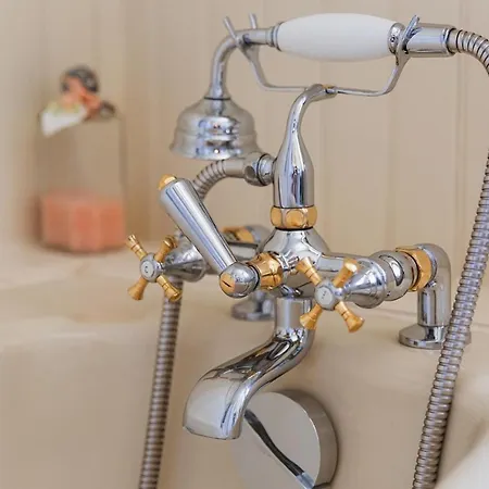 Bed & Breakfast La Poterne L D'hotes A Épernay