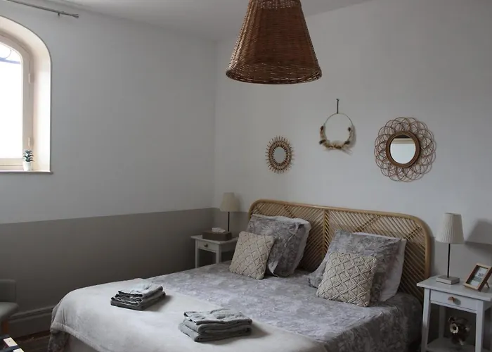 La Poterne L D'hotes A 4* Épernay