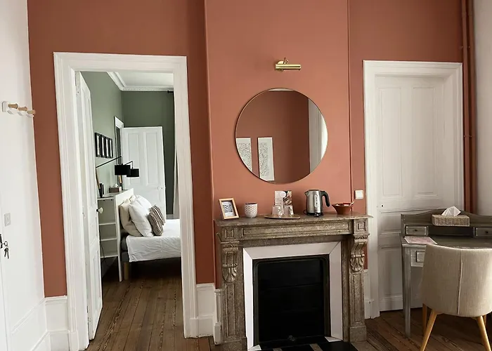 Bed & Breakfast La Poterne L D'hotes A 4*