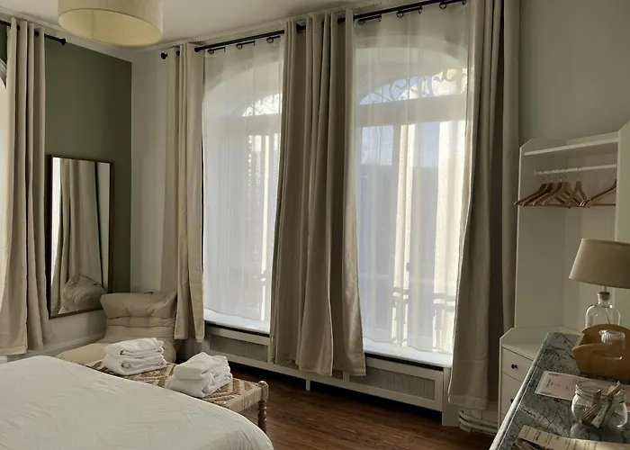 Bed & Breakfast La Poterne L D'hotes A