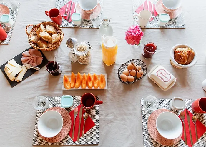 La Poterne L D'hotes A Bed & Breakfast Épernay