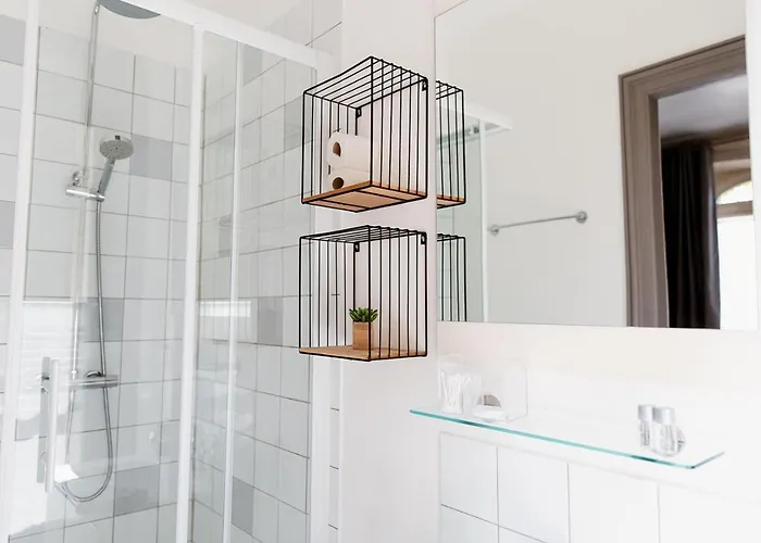 Bed & Breakfast La Poterne L D'hotes A 4*